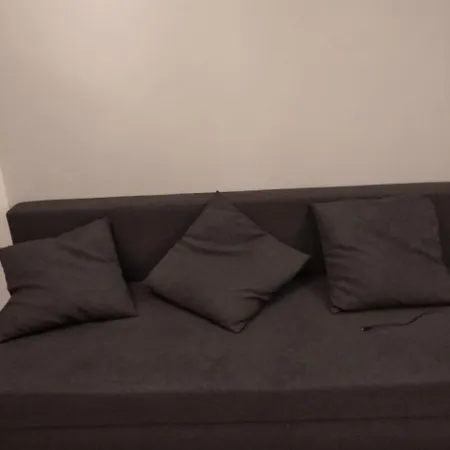 Conzo 2 Cody's Apartment *